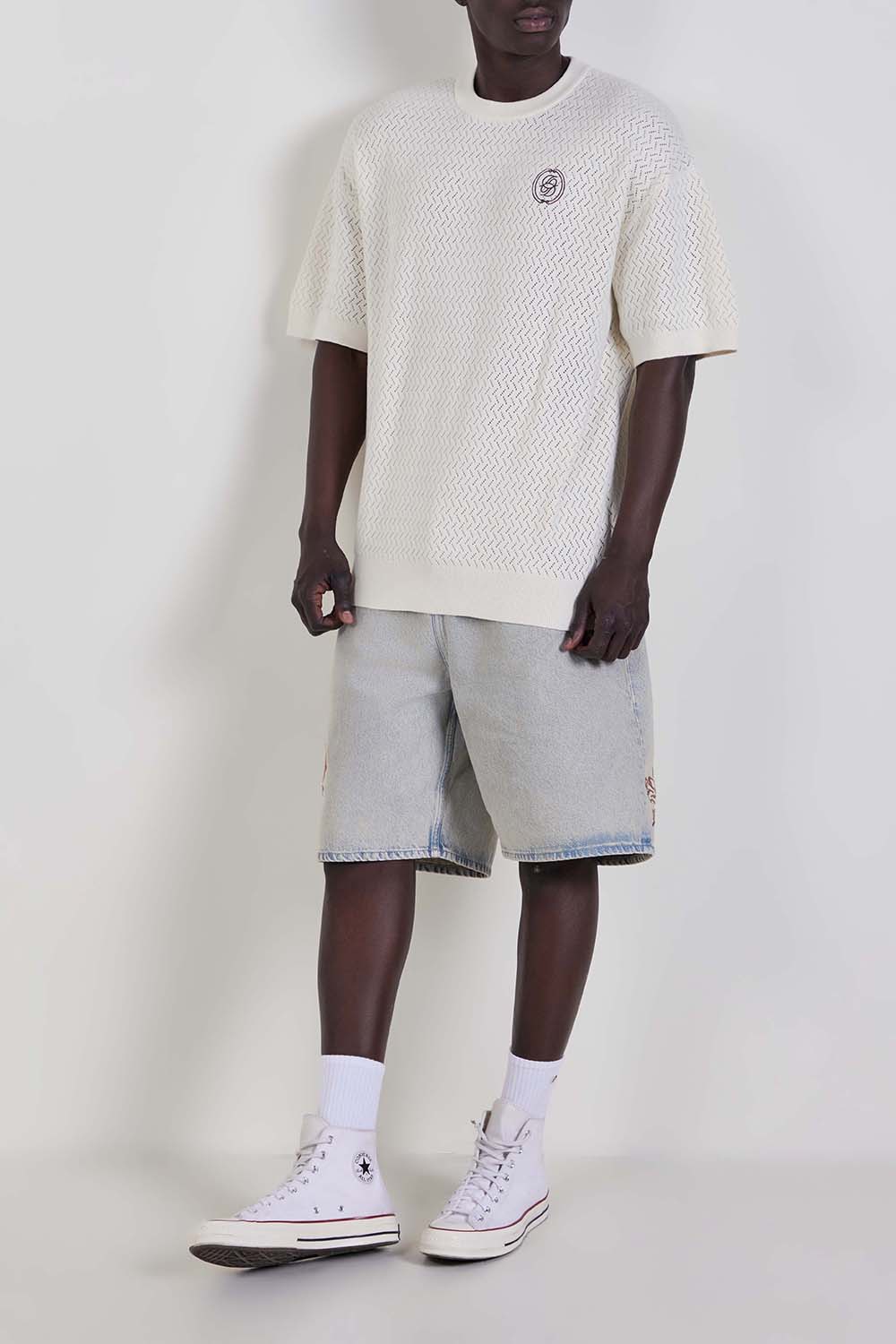 חולצת טי בגזרה משוחררת